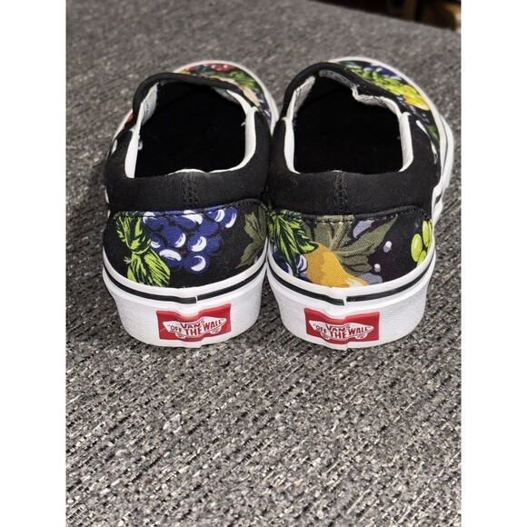 Vans Classic Slip-On Fruit Skull Black/White Women’s Size 5.5 Men’s Size 4 NWOT - Picture 8 of 11